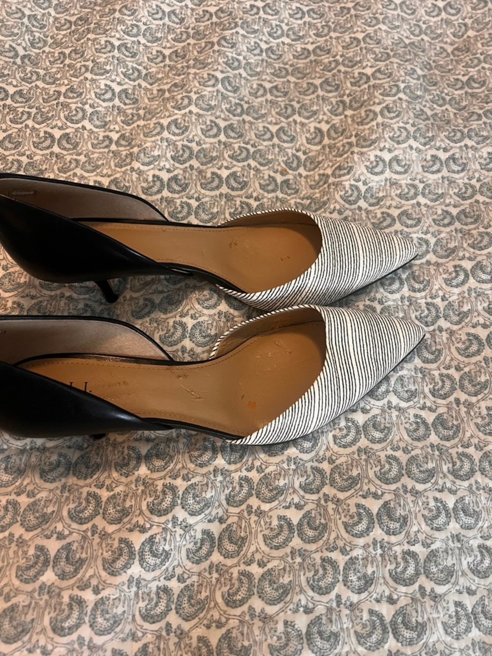 G.I.L.I. Black Leather & White Striped Pointed D'Orsay Pumps